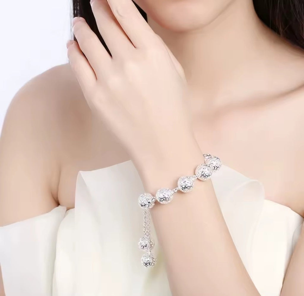 Silver jewelry set