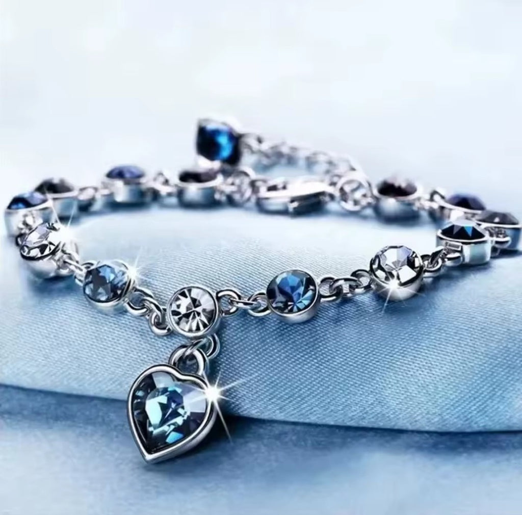 Women's bracelet